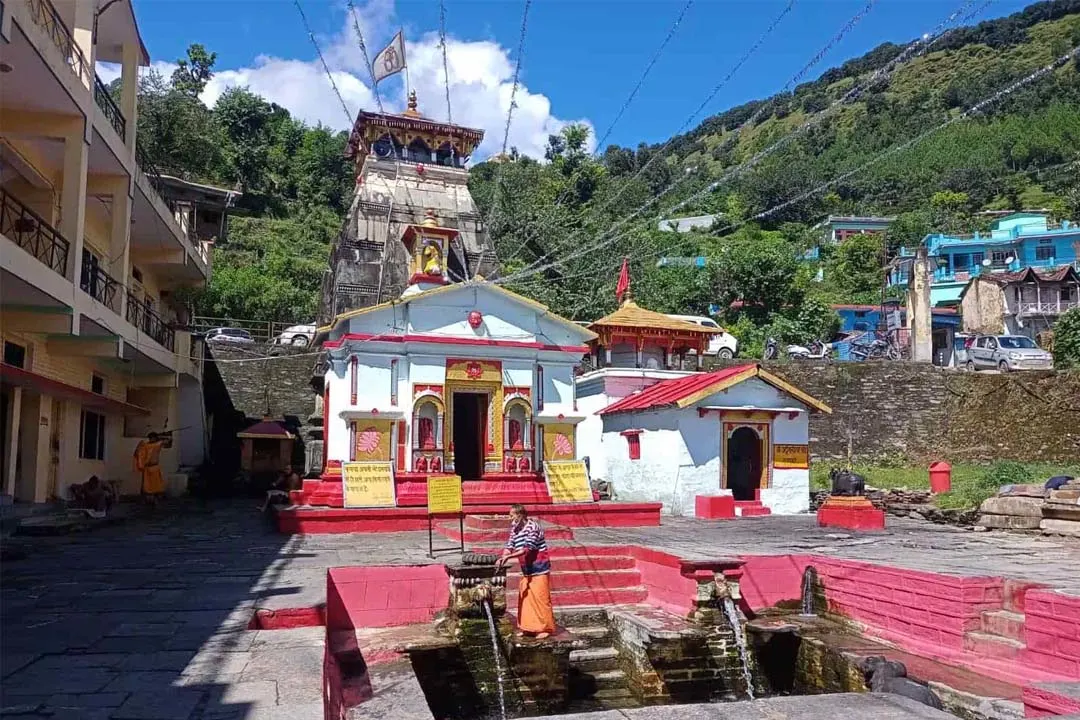 Kashi Vishwanath Temple Uttarkashi